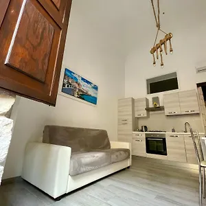 https://luxury-home-syracuse.sicilyhotelsitaly.net